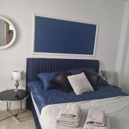 Moderno Apartamento Familiar Junto Al Mar - Conejito Lägenhet Torrevieja Exteriör bild