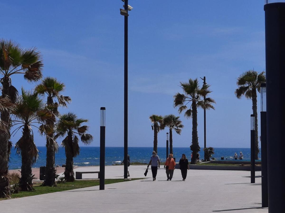 Moderno Apartamento Familiar Junto Al Mar - Conejito Lägenhet Torrevieja Exteriör bild