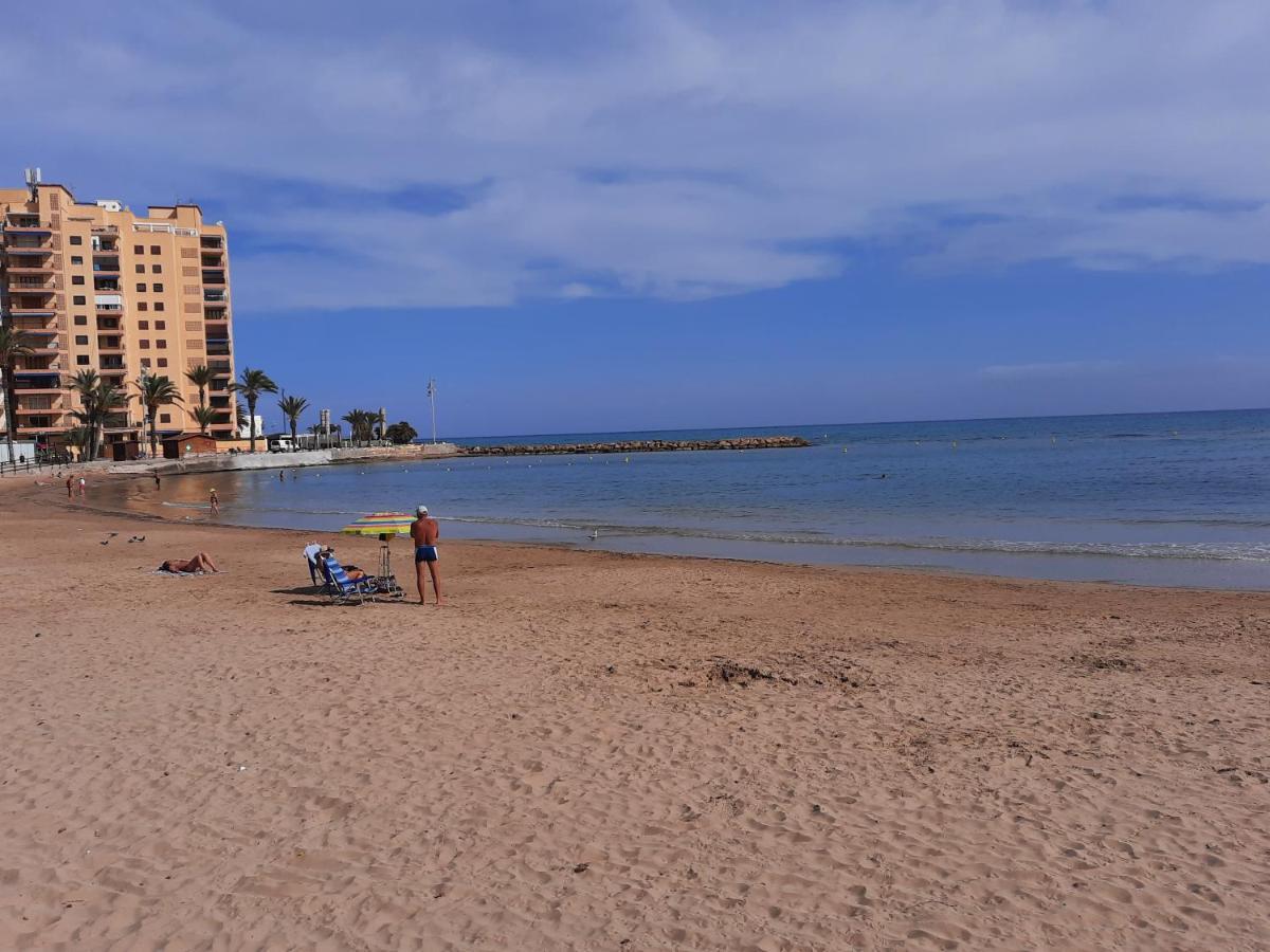 Moderno Apartamento Familiar Junto Al Mar - Conejito Lägenhet Torrevieja Exteriör bild