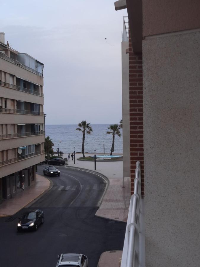 Moderno Apartamento Familiar Junto Al Mar - Conejito Lägenhet Torrevieja Exteriör bild
