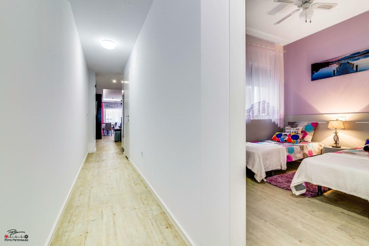 Moderno Apartamento Familiar Junto Al Mar - Conejito Lägenhet Torrevieja Exteriör bild